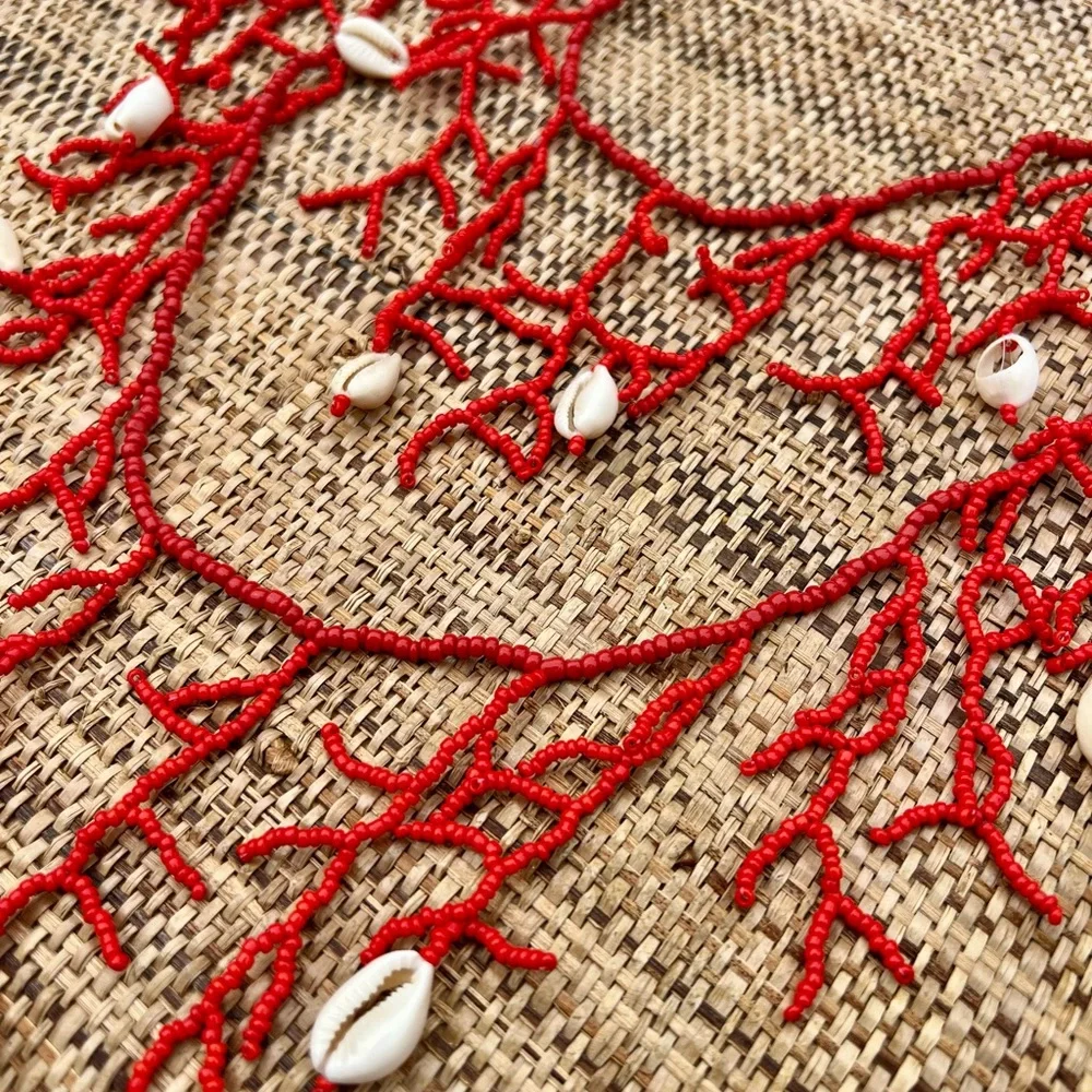 🪸 Red Beaded Coral Necklace Shell Beach - Picture 2 of 4